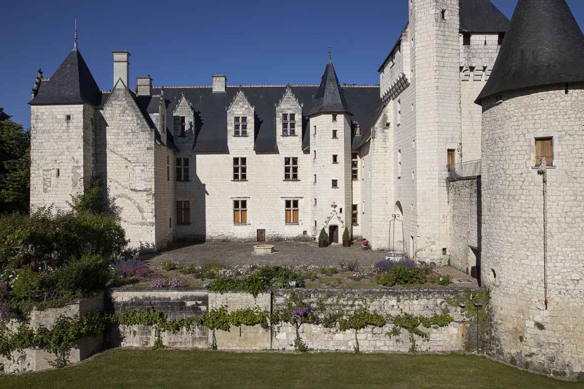 Fête des roses château du Rivau