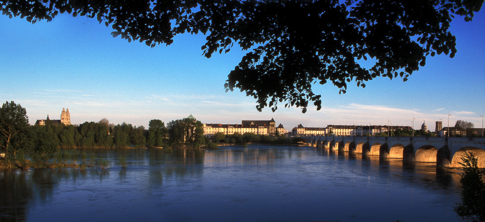 Loire à Tours